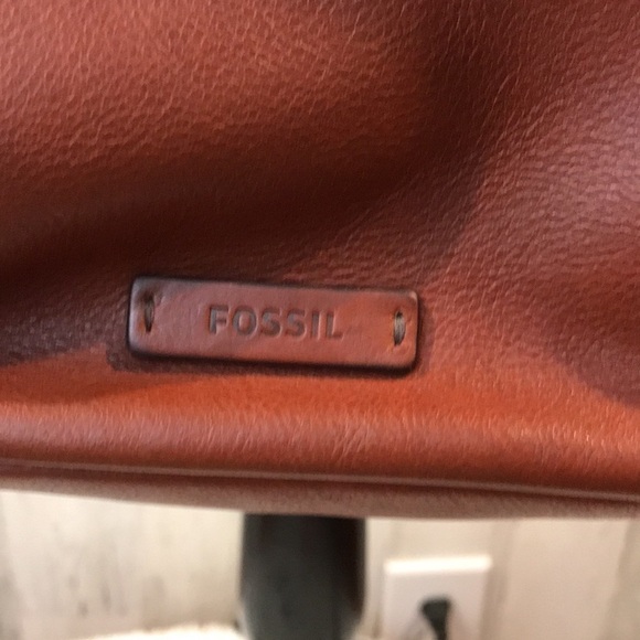 Fossil Shoulder Crossbody Bag - Picture 7 of 15